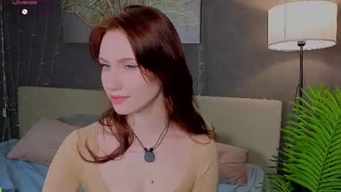 Molly online show from July 23, 11:57 pm