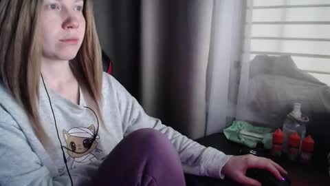 I have new photos come and see with love Molly online show from November 17, 9:37 am