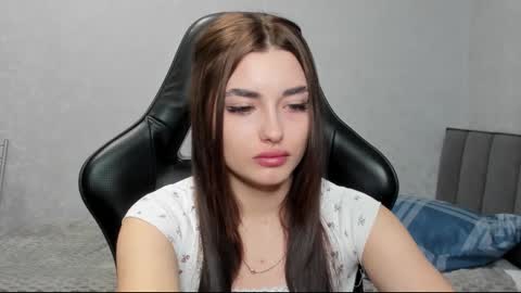 Molly online show from March 14, 2:17 am