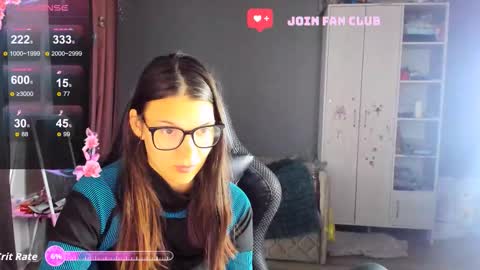  KIRA  online show from October 27, 2:15 am