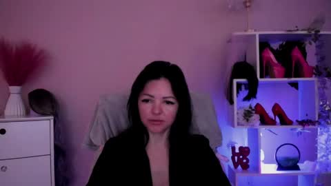 Molly online show from May 5, 6:43 am