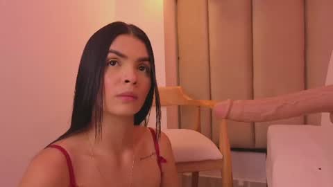 mollyrosse1 online show from June 27, 11:37 am