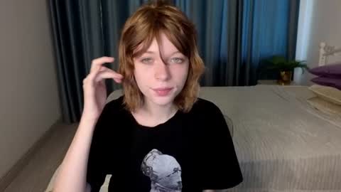 Snapshot of mollysally chatting on June 30, 4:13 am mollysally online show from June 30, 4:13 am