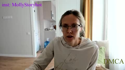 AngelMomm online show from April 22, 6:49 am