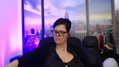 Snapshot of mollysun chatting on March 8, 7:31 pm MollySun Nina Randmann online show from March 8, 7:31 pm