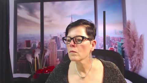 Snapshot of mollysun chatting on October 16, 4:30 pm MollySun Nina Randmann online show from October 16, 4:30 pm