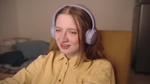 Snapshot of mollytucker chatting on December 20, 2:16 pm mollytucker online show from December 20, 2:16 pm