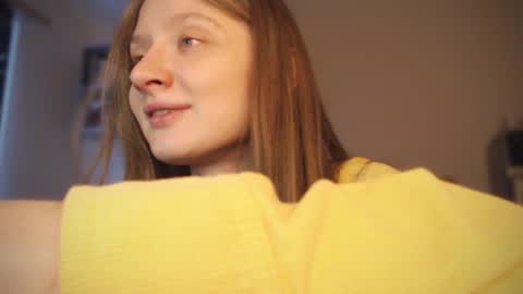 Snapshot of mollytucker chatting on January 11, 11:02 am mollytucker online show from January 11, 11:02 am