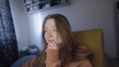 Snapshot of mollytucker chatting on January 12, 10:45 am mollytucker online show from January 12, 10:45 am