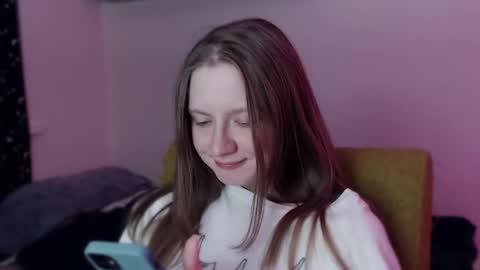 Snapshot of mollytucker chatting on February 28, 2:53 pm mollytucker online show from February 28, 2:53 pm