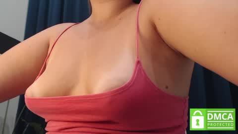 Snapshot of mollywayne chatting on May 16, 10:36 am Molly Join my social networks online show from May 16, 10:36 am