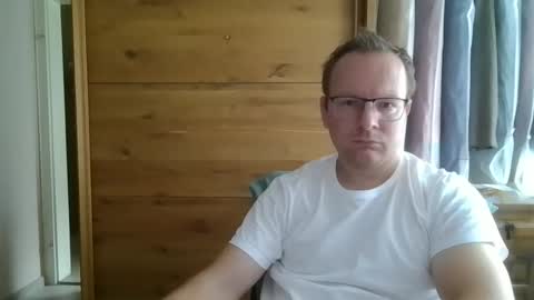 molnarzsolt online show from October 1, 8:42 am