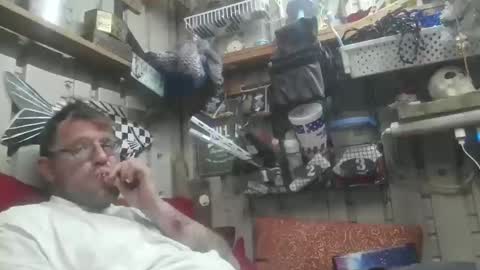 Snapshot of molotovfoxtail chatting on January 8, 1:52 am Molotovfoxtail online show from January 8, 1:52 am