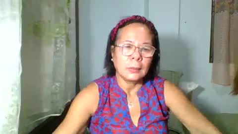 Snapshot of mombastic55 chatting on August 1, 11:20 am mombastic55 online show from August 1, 11:20 am