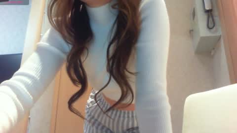 Hailey online show from February 1, 9:35 pm