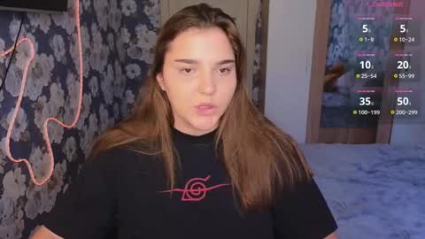 Snapshot of momiji_i chatting on March 23, 1:48 pm Leah online show from March 23, 1:48 pm