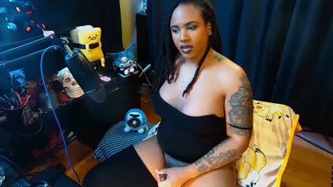 MOMMI SH3DEVIL online show from March 11, 5:19 pm