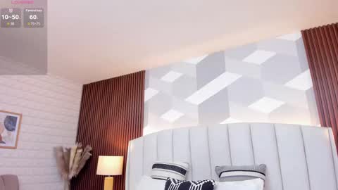 Letty Smith online show from September 25, 11:58 am