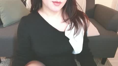 Momo online show from January 12, 3:39 am