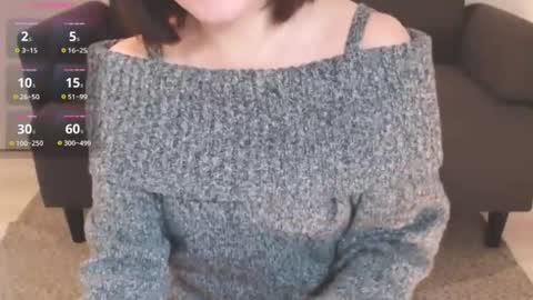 Momo online show from November 15, 1:58 am