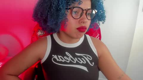 Snapshot of momo_ayasse chatting on May 10, 3:33 am Momo online show from May 10, 3:33 am