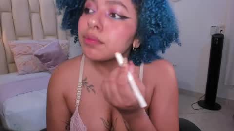 Snapshot of momo_ayasse chatting on May 11, 3:34 am Momo online show from May 11, 3:34 am