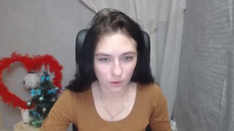 monakali online show from December 16, 7:04 am