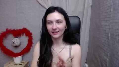 monakali online show from March 11, 7:15 am