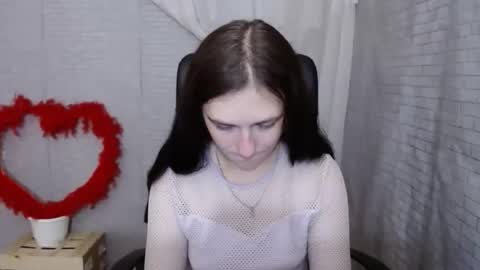 monakali online show from September 19, 6:26 am