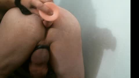 monasnuts online show from April 15, 7:54 pm