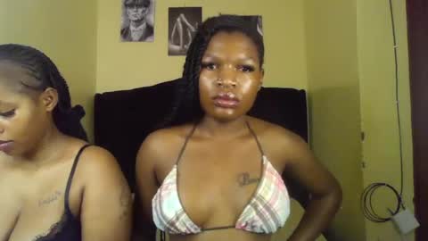 Snapshot of monchi_kiss chatting on July 20, 5:33 am MonchiTalrianmaraladasha online show from July 20, 5:33 am