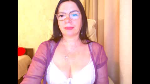 monica online show from April 30, 9:37 am