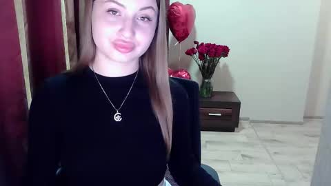Snapshot of monica_211 chatting on May 12, 8:28 pm monica_211 online show from May 12, 8:28 pm