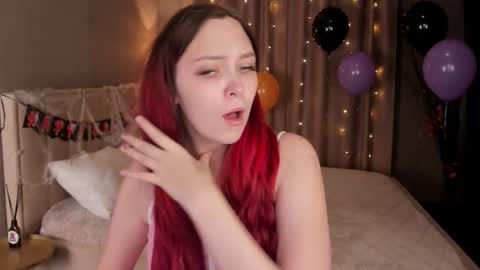 Snapshot of monica__queen chatting on November 3, 5:20 am Monica online show from November 3, 5:20 am