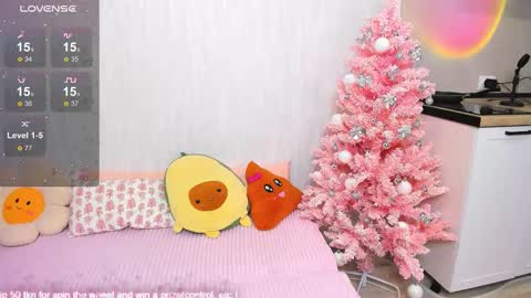 Snapshot of monica_blair chatting on December 18, 1:39 pm Monica online show from December 18, 1:39 pm