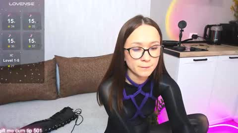 Snapshot of monica_blair chatting on March 12, 6:41 am Monica online show from March 12, 6:41 am