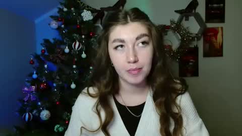 Snapshot of monica_sweets chatting on November 10, 11:09 am sweet girl and shine body online show from November 10, 11:09 am