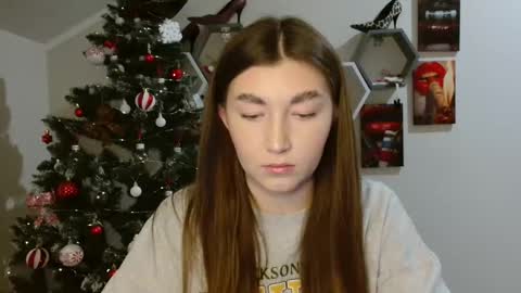 sweet girl and shine body online show from November 25, 8:03 am