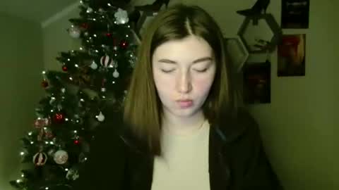 sweet girl and shine body online show from November 30, 11:14 am