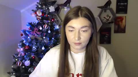 sweet girl and shine body online show from December 16, 9:47 am