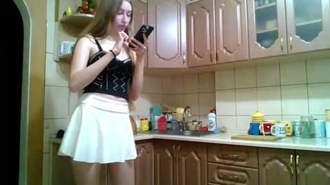 Snapshot of monica_tamayo chatting on March 30, 8:10 pm Monica online show from March 30, 8:10 pm