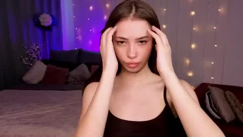Snapshot of monica_venom chatting on July 13, 1:36 pm Hi Im Monica online show from July 13, 1:36 pm