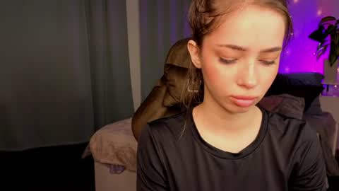 Snapshot of monica_venom chatting on July 15, 1:38 pm Hi Im Monica online show from July 15, 1:38 pm