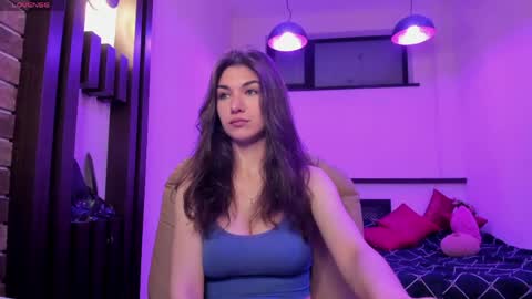 Snapshot of monica_vi chatting on May 17, 11:12 pm Monica online show from May 17, 11:12 pm