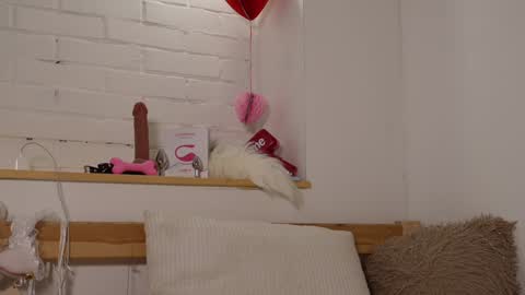 Snapshot of monicaasis chatting on December 28, 9:19 pm monicaasis online show from December 28, 9:19 pm