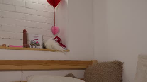 Snapshot of monicaasis chatting on December 30, 12:22 am monicaasis online show from December 30, 12:22 am