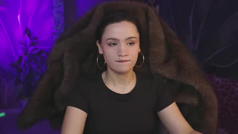 monica online show from April 25, 11:13 pm