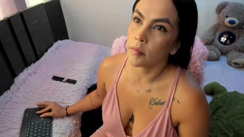 Snapshot of monicaharrison chatting on May 11, 3:18 pm monicaharrison online show from May 11, 3:18 pm