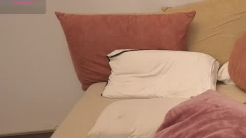 monicaluxxx online show from January 14, 11:49 am