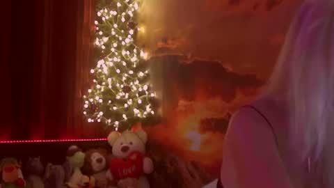 Snapshot of monicutex chatting on December 22, 3:22 am Monika    online show from December 22, 3:22 am